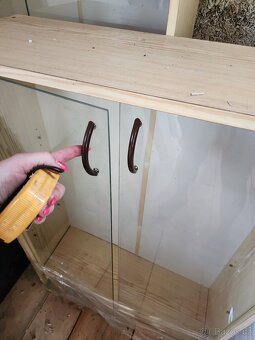 Vitrína prosklena 2x - 3