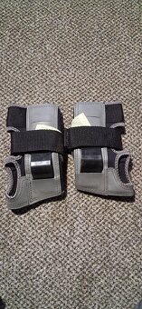 Chrániče na in-line brusle Bauer - 3