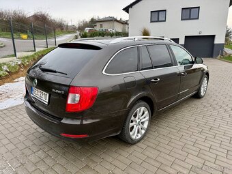 Škoda Superb Combi 2.0 TDI 9/2012 Family / NAVIGACE - 3
