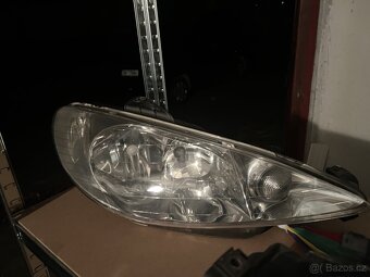 Predni svetla peugeot 206 - 3