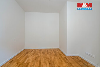 Prodej bytu 3+kk, 79 m², Praha, ul. Na Farkáně III - 3