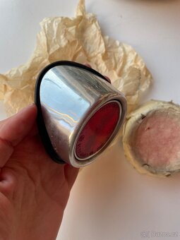 Nová zadní odrazka Škoda Octavia Felicia Spartak - 3