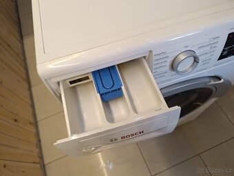 Úzká pračka Bosch serie 6, top stav - 3