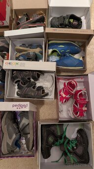 Dětské boty, různé velikosti, 16 párů - 3