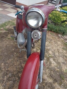 Jawa 250 - 3