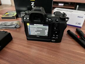 Fotoaparát Nikon Z6 + baterie + grip - 3
