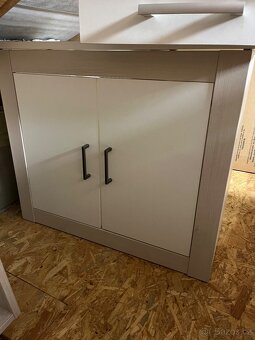 Umyvadlové skříňky a další - 3