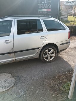 Škoda Octavia II Combi 4x4 - 3