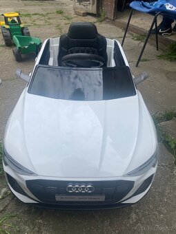 Dětské elektrické autíčko - 3