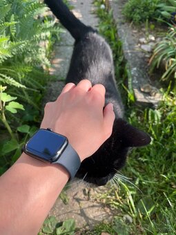 Apple Watch SE (2. generace) 40mm – jako nové + originální n - 3