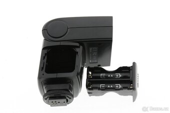 Blesk Nissin Di466 pro Canon - 3
