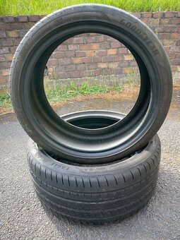 255/35 R19 - Goodyear Eagle F1 - 3