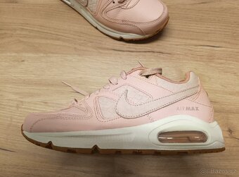 Kožené dámské boty Nike Air Max Command EUR 39 - 3