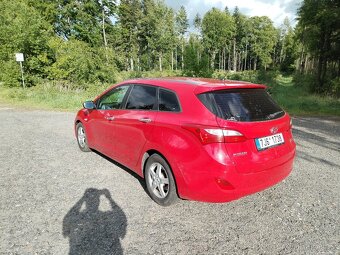 Hyundai i30 1.6 CRDi STK 2/2027 - 3