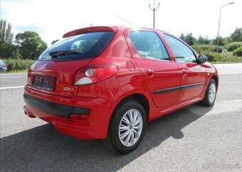 Peugeot 206 1,4 55 kW PLUS KLIMA Serviska benzín - 3