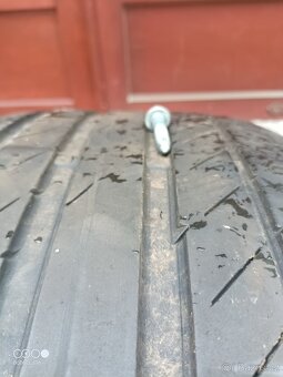 Continental 275/45/20 - 3