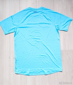 Světle modré triko Under Armour S/M pánské - - 3
