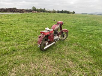 Jawa 250 - 3