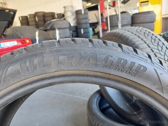 Good Year 235/45 R20 Zimní - 3