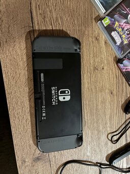 Nintendo Switch - 3