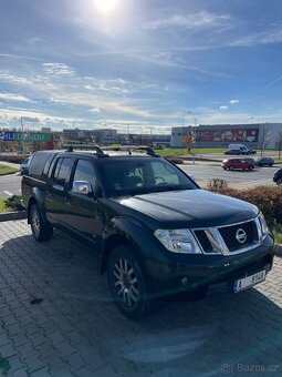 Nissan Navara 4X4 automat - 3