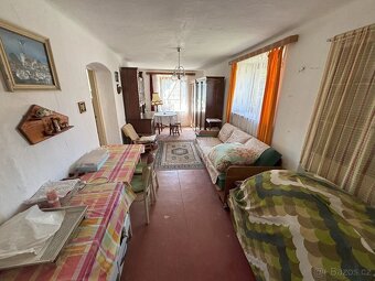 Prodej zemědělské usedlosti v obci Radonín 2057 m2 – klid, p - 3