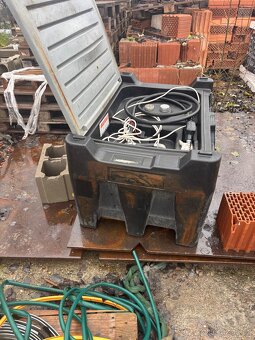mobilní nádrž na naftu 330 l 12V - 3