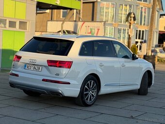 Audi Q7 S-line - 3