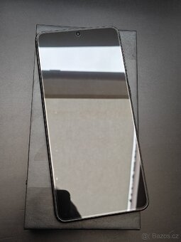 Samsung Galaxy S21+ 5G  8/256 - 3