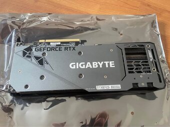 Grafická karta GIGABITE RTX 3070 - 3