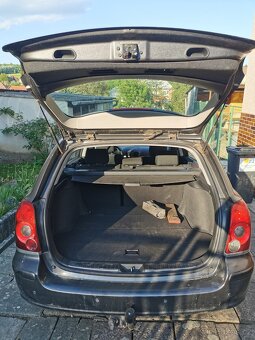 Toyota Avensis - 3