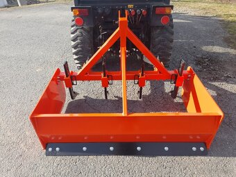Hloubkový kypřič s boxem - 3