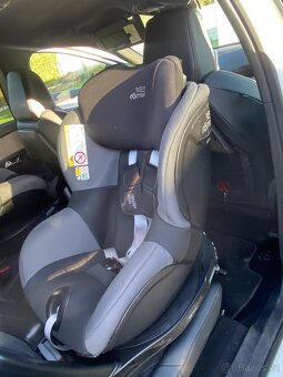 Autosedačky Britax Römer dualfix M i-size - 3