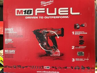 hřebíkovačka Milwaukee M18 FFN-0C - 3