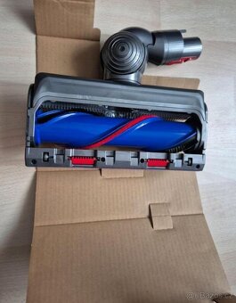 Dyson V15 Detect Absolute - 3