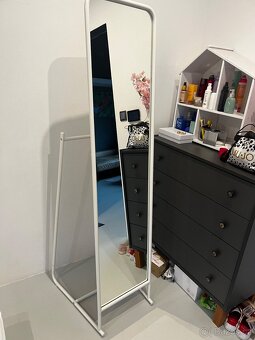 Stojací zrcadlo - IKEA - 3