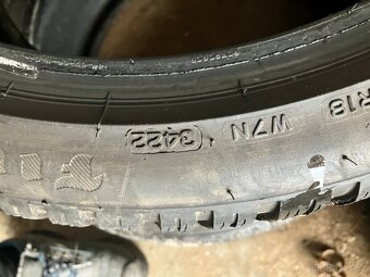 2ks zimní FIRESTONE WINTERHAWK 4 235/40R19 - 3