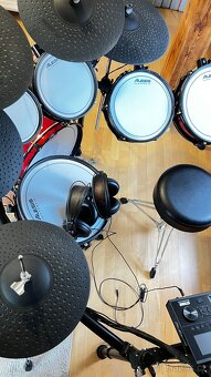 Alesis Strike Pro Special Edition BUNDLE - 3