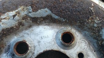 Disky 5x118 6Jx15H2 ET 68 - 3