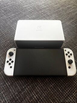 Nintendo switch OLED - 3