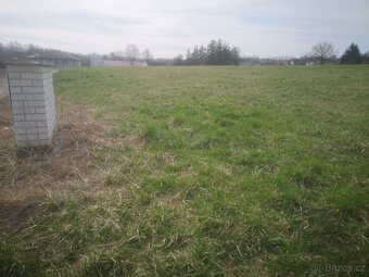Stavební pozemek 1022m2 - Krusičany u Týnce nad Sázavou - 3
