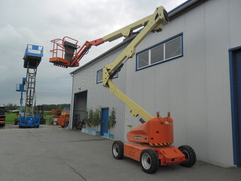 Kloubová pracovní plošina JLG E450AJ - 3