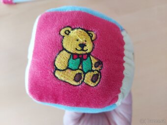 LÁTKOVÁ KOSTKA PRO NEJMENŠÍ 7 CM - 3