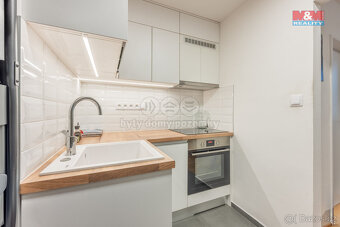 Pronájem bytu 3+1, 55 m², Praha, ul. Lucemburská - 3
