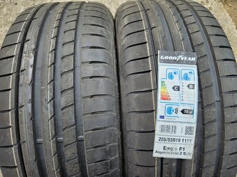 255/55 R19 111Y Goodyear Eagle F1 Asymmetric 2 SUV 4x4 NOVÉ - 3