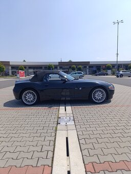 BMW Z4 2.5 141kw rok 2003 najeto 222tis km - 3