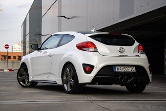 Hyundai Veloster Turbo 1.6 T-GDI Extreme - 3