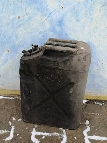 Plechový kanystr USA - 3