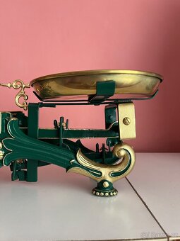 HEZKÉ STATÉ LITINOVÉ VÁHY - 3