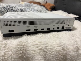 XBOX ONE S 1TB - 3